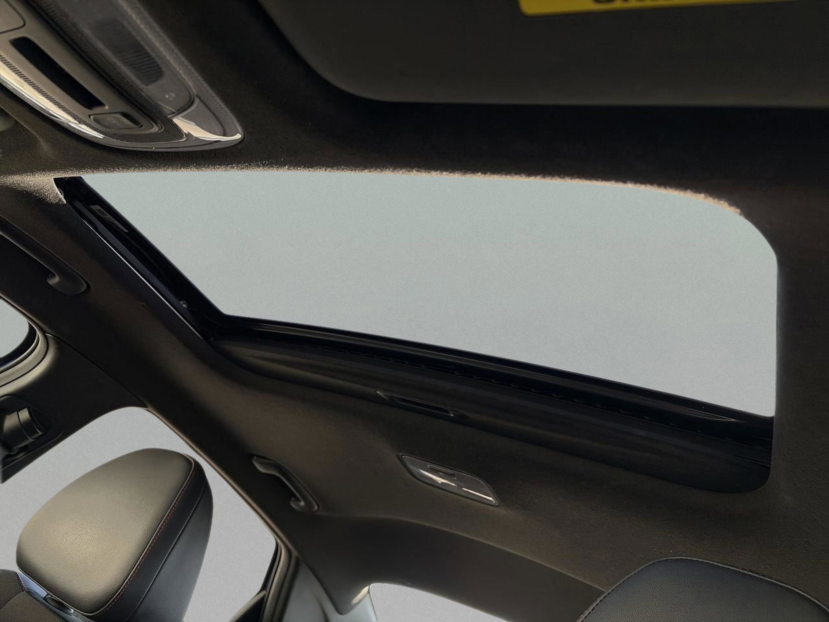 Certified 2022 Hyundai Elantra N Line image 21