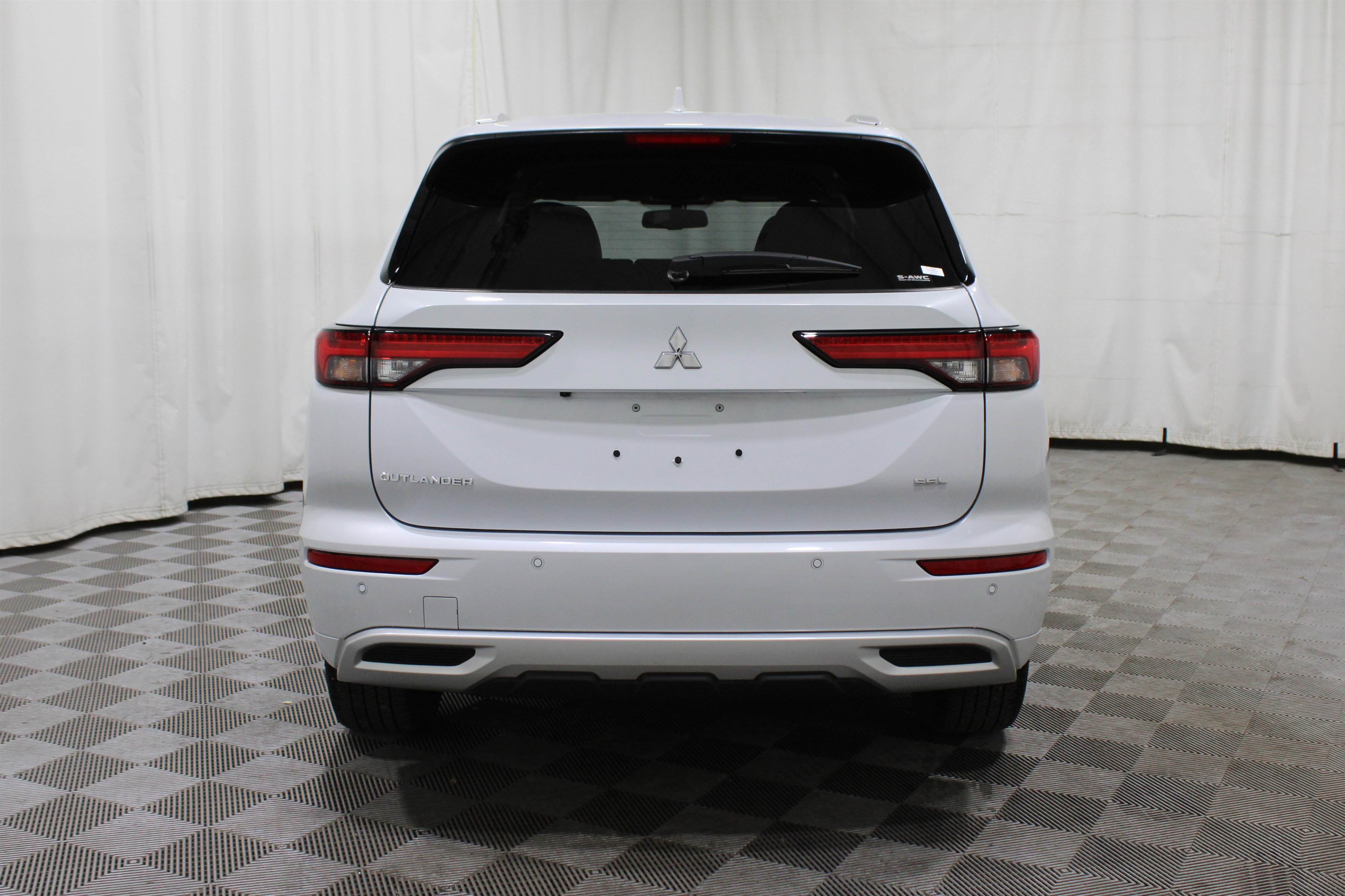 Used 2024 Mitsubishi Outlander SEL image 39