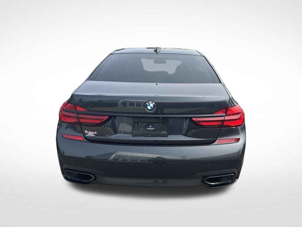 Used 2017 BMW 740i xDrive AWD/4WD image 6