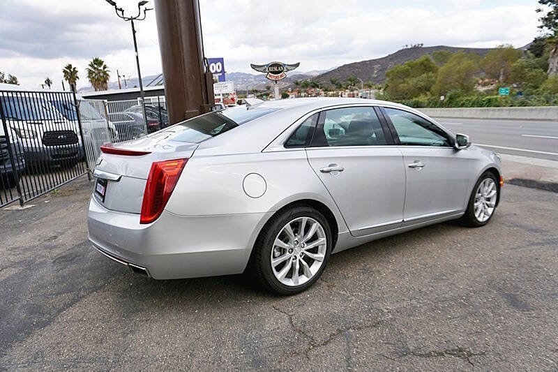 Used 2017 Cadillac XTS Luxury image 9