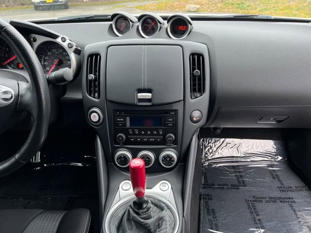 Used 2020 Nissan 370Z w/ Sport Package image 22