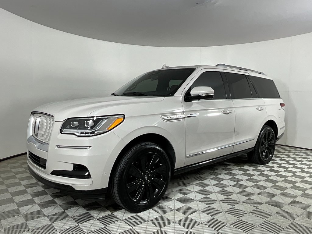 Used 2022 Lincoln Navigator Reserve video 1