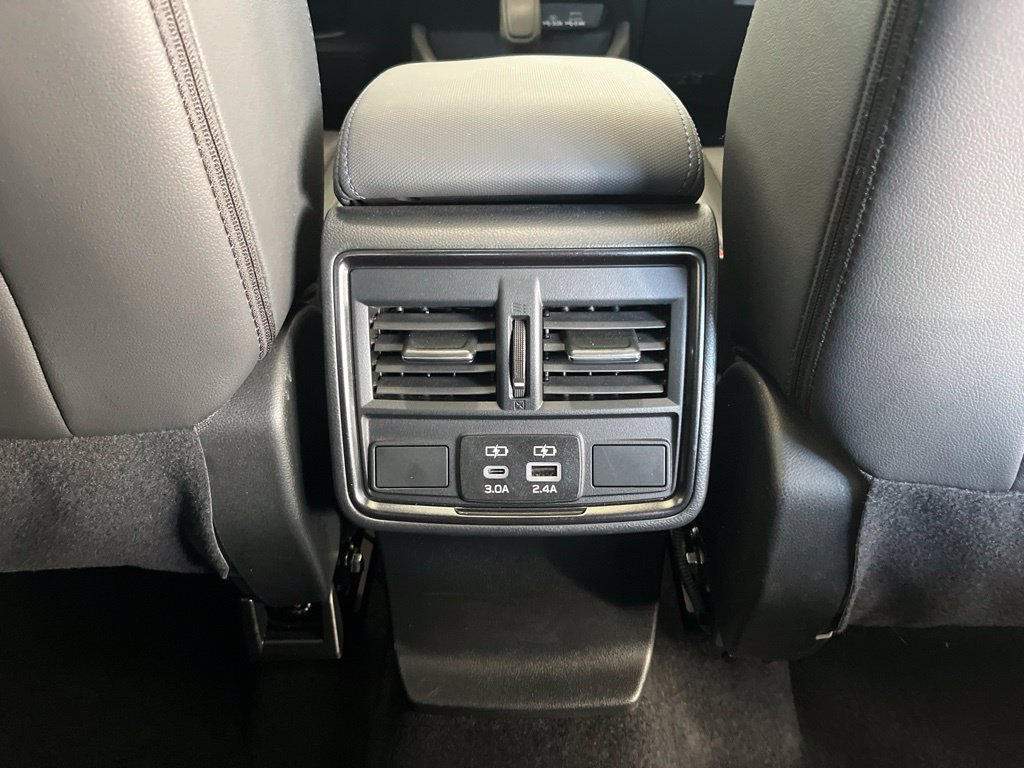 Used 2025 Subaru Forester Limited AWD/4WD image 25