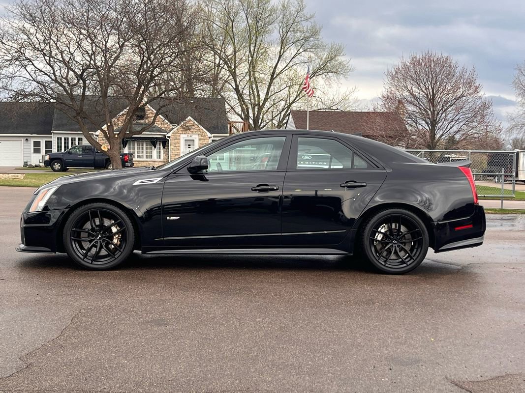 Used 2009 Cadillac CTS V image 5