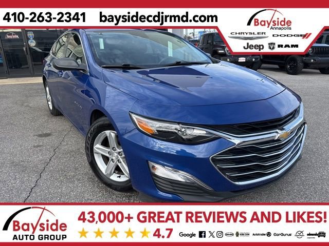 Used 2023 Chevrolet Malibu LS image 1
