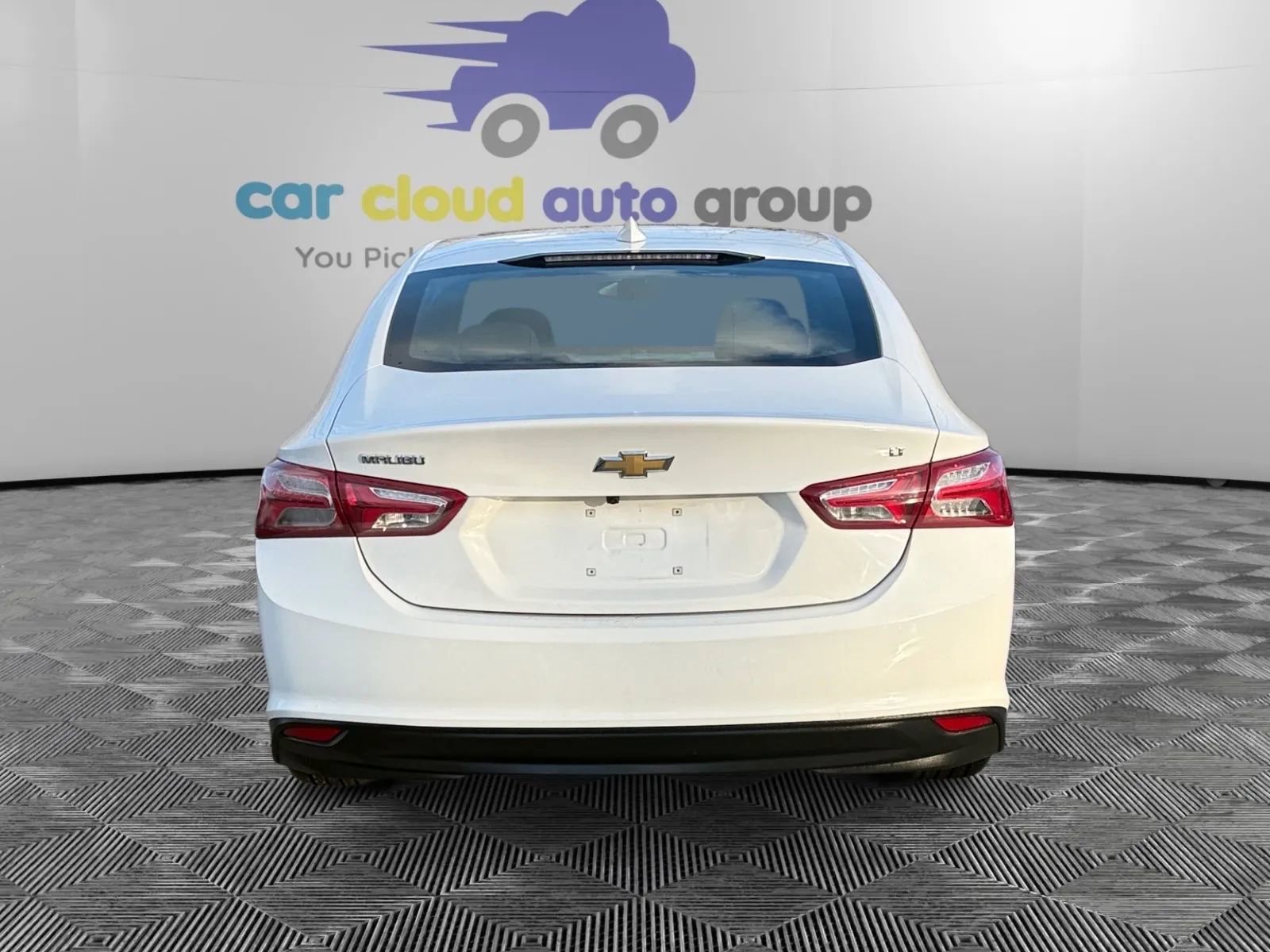 Used 2022 Chevrolet Malibu LT image 4