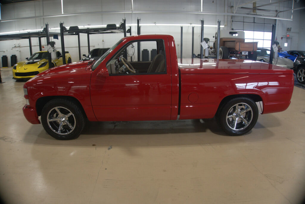 Used 1992 Chevrolet Silverado 1500 2WD Regular Cab image 2