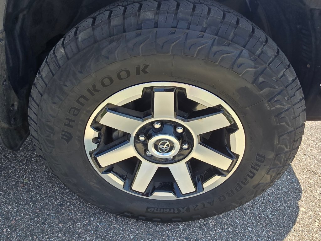 Used 2023 Toyota 4Runner TRD Off-Road Premium AWD/4WD image 10