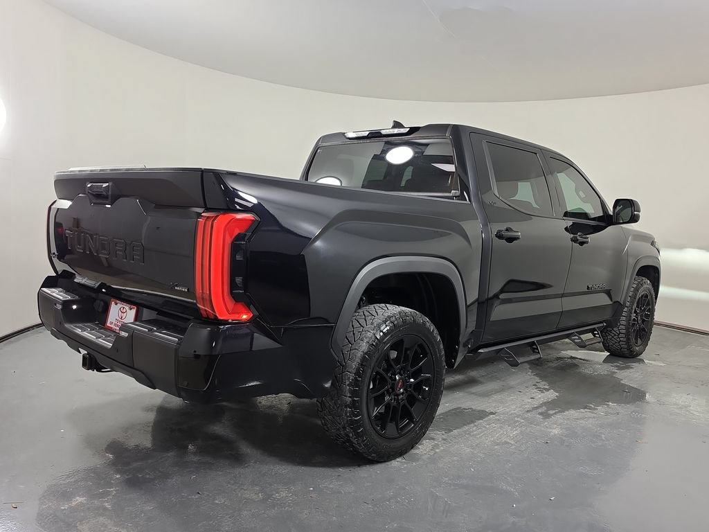 Used 2023 Toyota Tundra SR5 w/ SR5 Premium Package AWD/4WD image 7