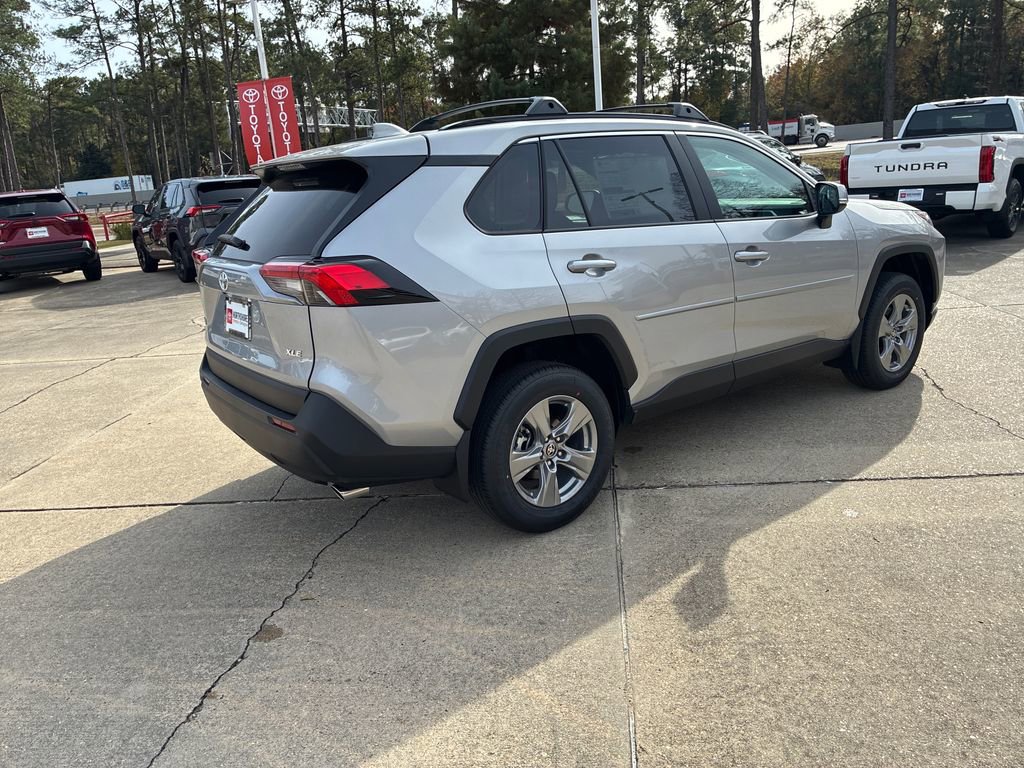 New 2025 Toyota RAV4 XLE image 7