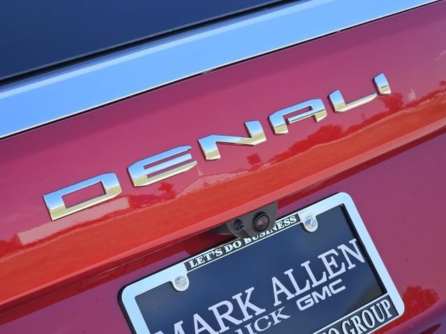 New 2026 GMC Yukon XL Denali w/ Sun & Power Step Package AWD/4WD image 8