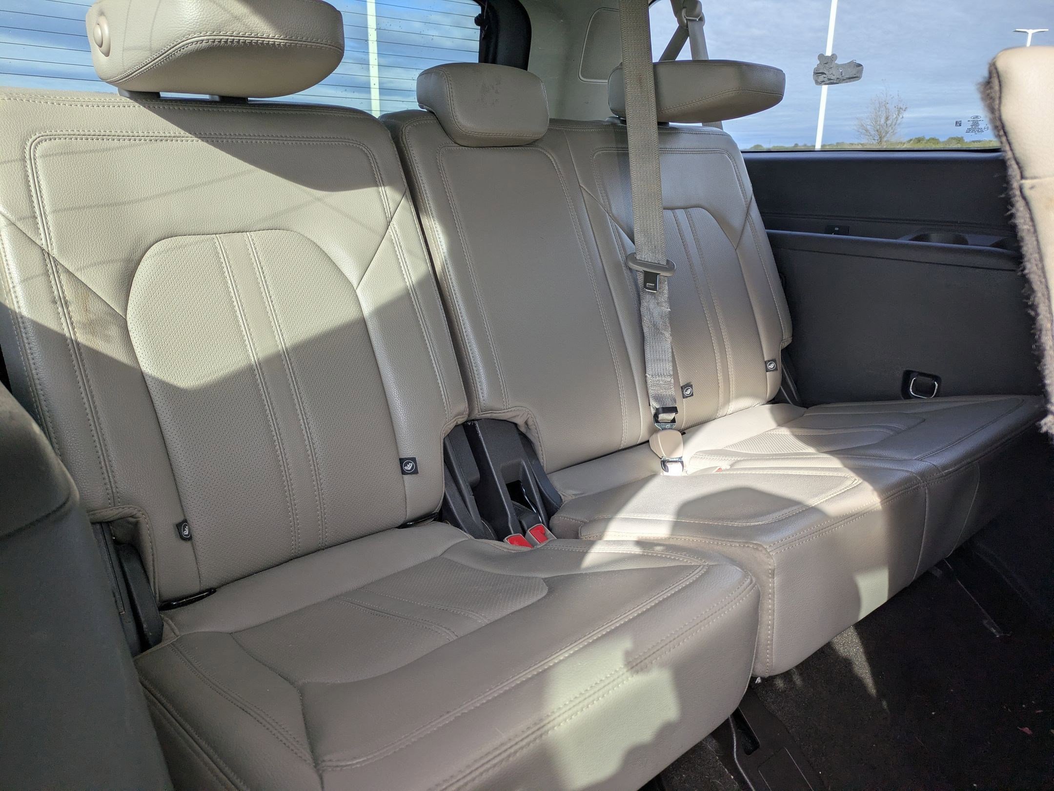 Used 2021 Ford Expedition Max Limited image 26