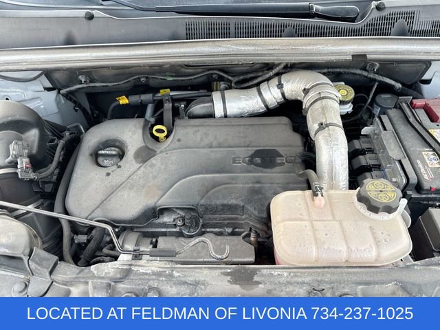 Used 2022 Chevrolet Trax LT w/ LT Convenience Package image 27