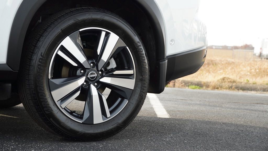 Used 2024 Nissan Rogue SL w/ SL Premium Package image 46