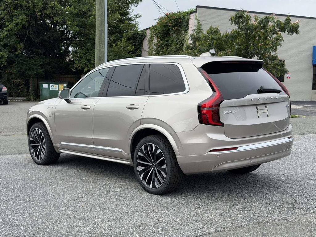 New 2026 Volvo XC90 T8 Plus w/ Protection Package AWD/4WD image 21