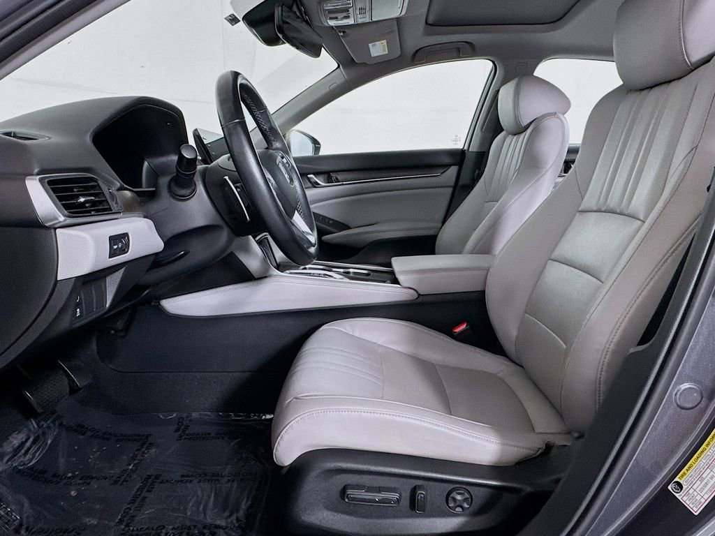 Used 2018 Honda Accord EX-L image 10