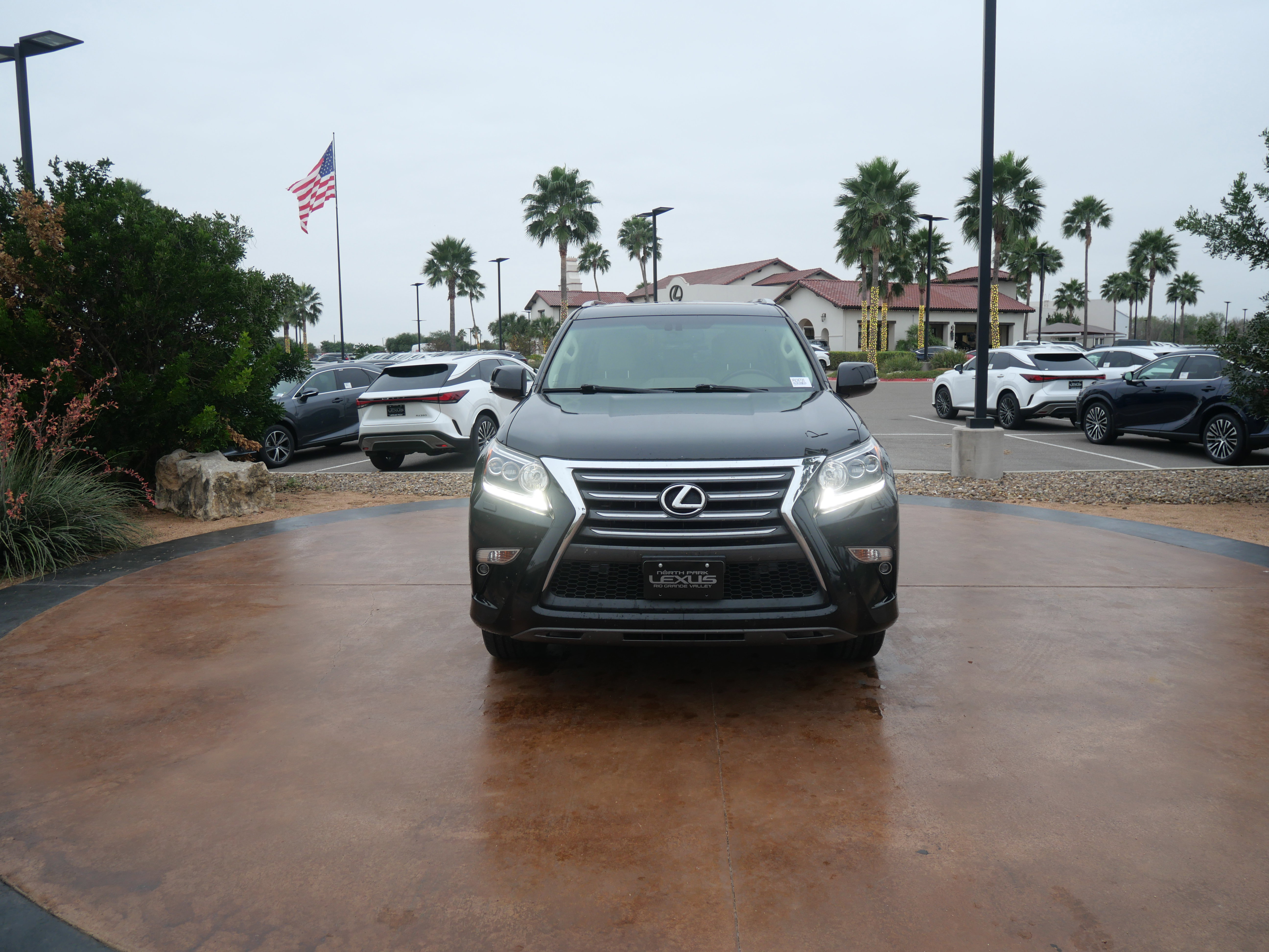 Used 2019 Lexus GX 460 image 6