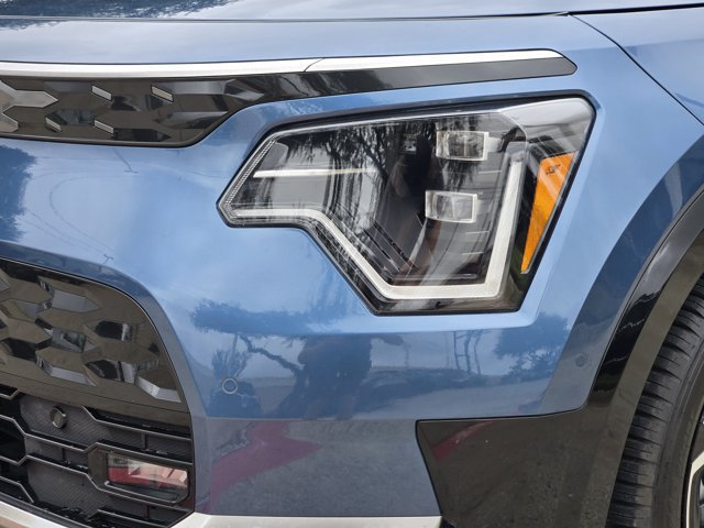 Certified 2023 Kia Niro Wave FWD image 9