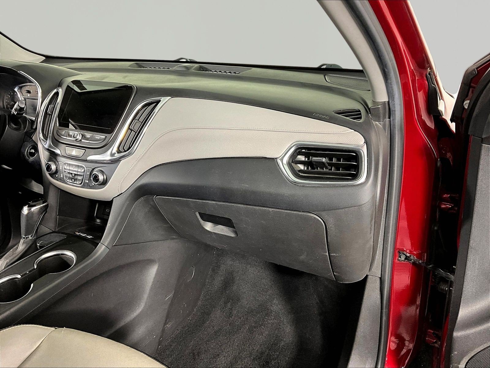 Used 2019 Chevrolet Equinox Premier FWD image 25
