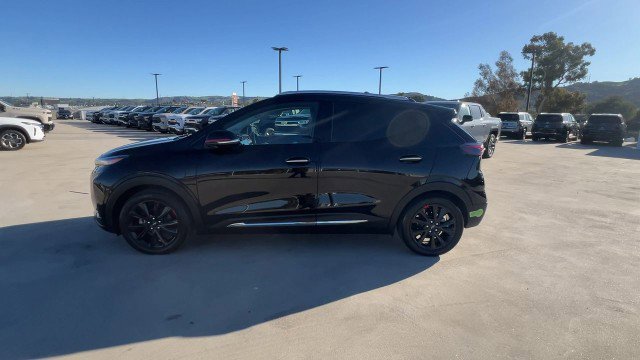 Used 2023 Chevrolet Bolt EUV Premier w/ Sun & Sound Package image 5