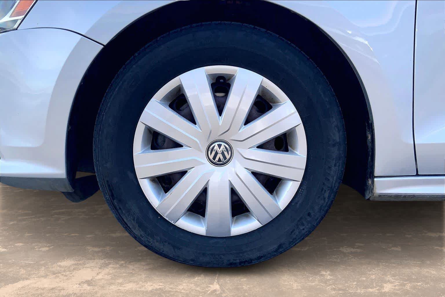 Used 2016 Volkswagen Jetta S FWD image 8