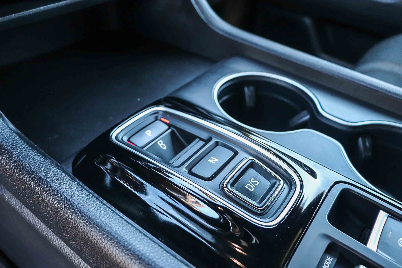 Used 2024 Honda Pilot Sport image 26