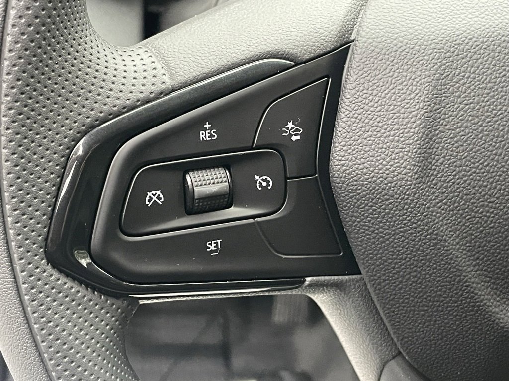 Certified 2026 Chevrolet Trax LT image 25