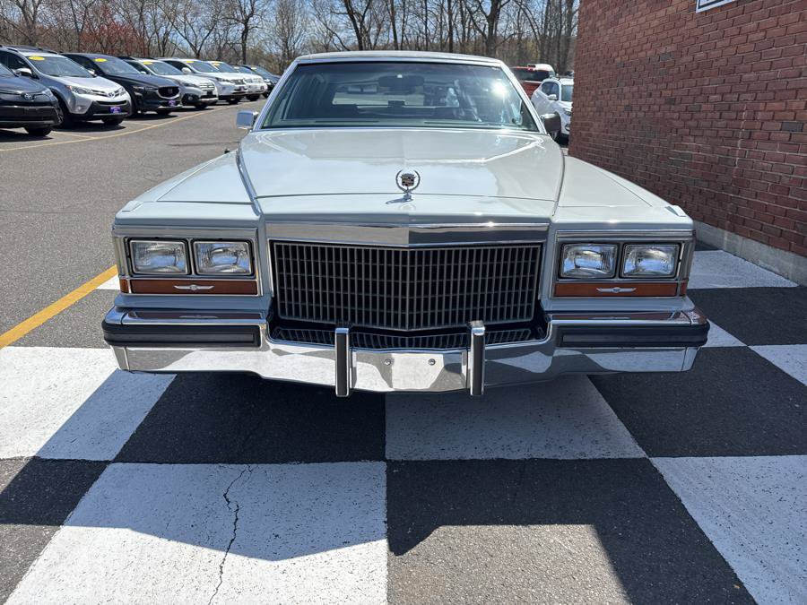 Used 1989 Cadillac Brougham RWD image 6