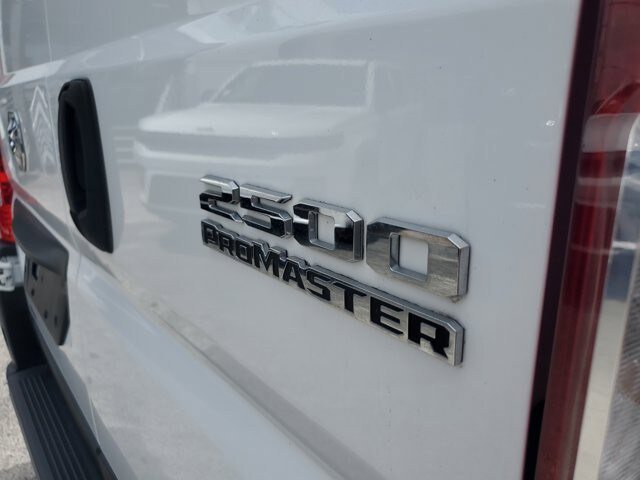 Used 2023 RAM ProMaster 2500 FWD image 12