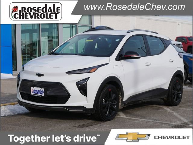 Used 2023 Chevrolet Bolt EUV LT w/ Convenience Package image 1