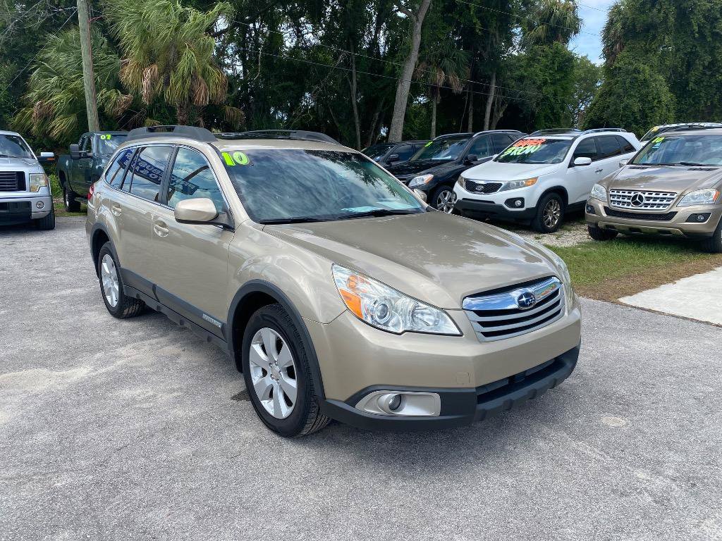 Used 2010 Subaru Outback 2.5i Premium AWD/4WD image 5