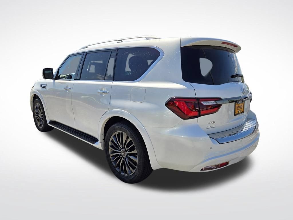 Used 2023 INFINITI QX80 Premium Select w/ All-Season Package AWD/4WD image 5