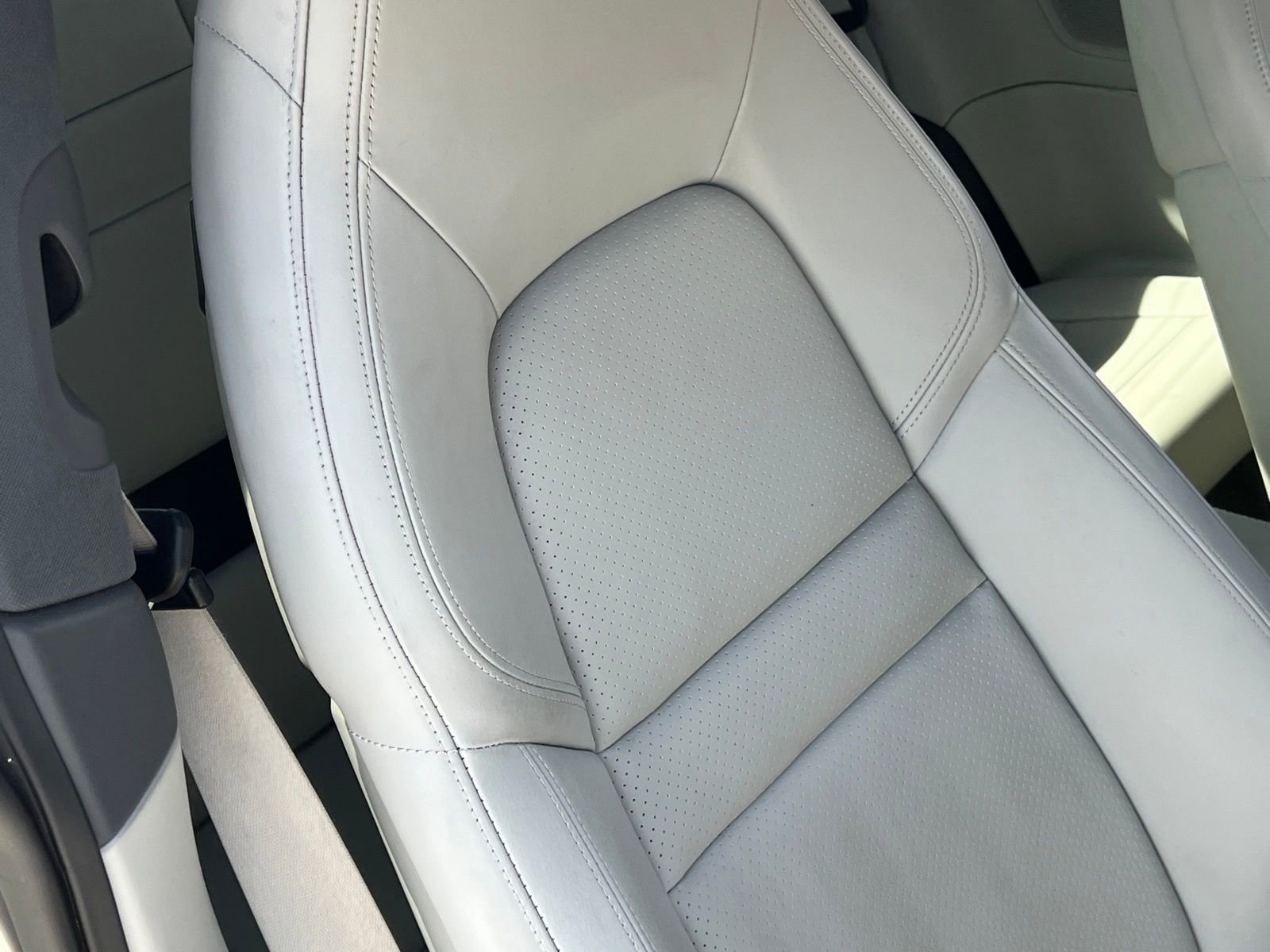 Certified 2021 Porsche 911 Carrera image 32