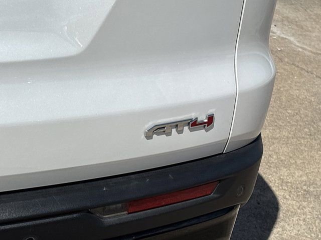 Used 2025 GMC Acadia AT4 image 6