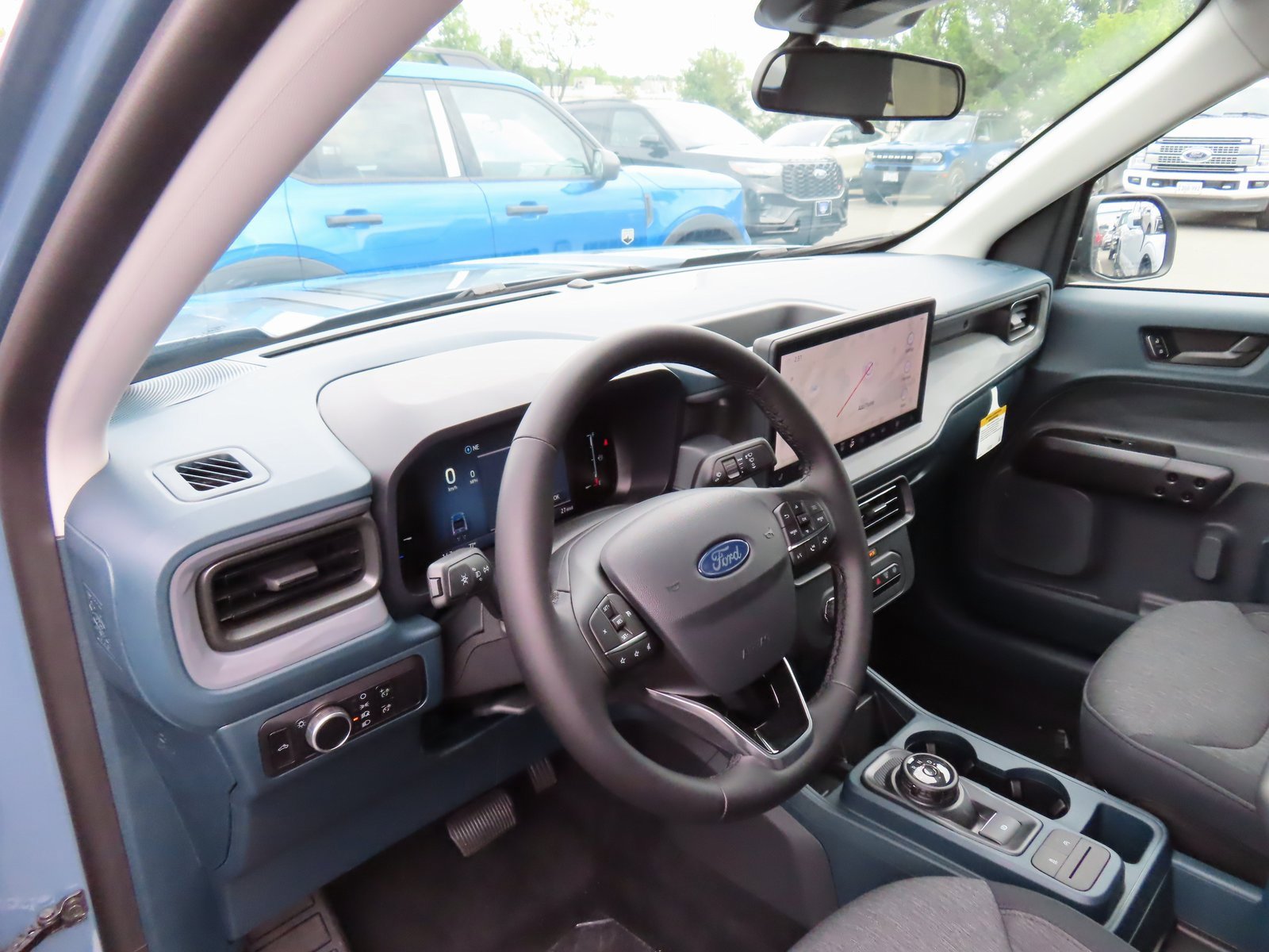 New 2025 Ford Maverick XLT w/ XLT Luxury Package image 8