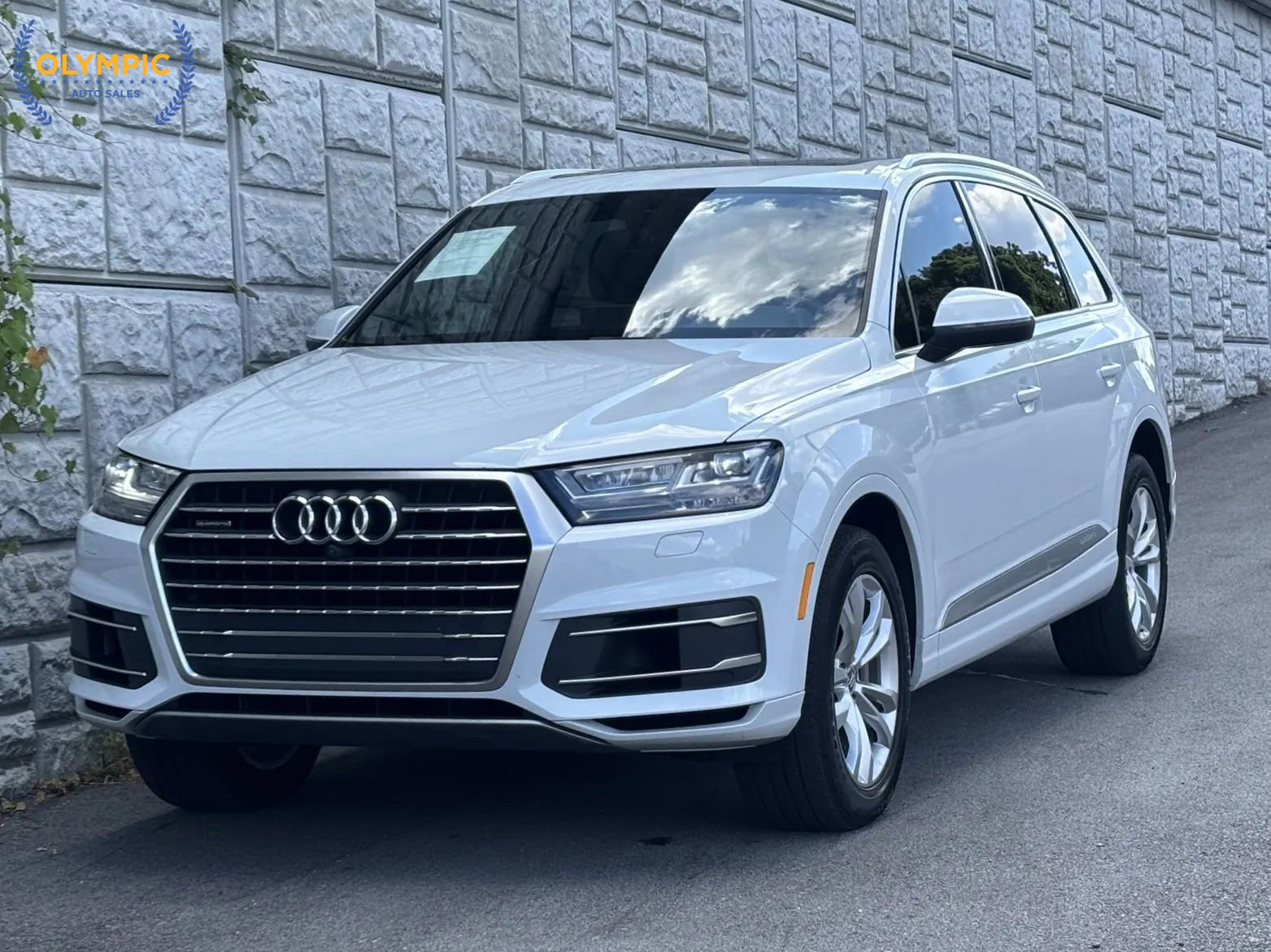 Used 2017 Audi Q7 3.0T Premium Plus image 1