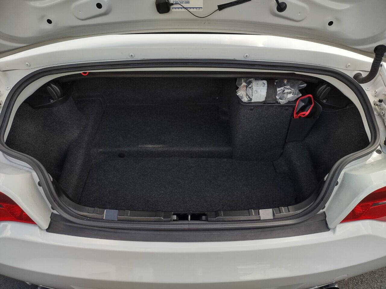 Used 2006 BMW M Roadster image 36