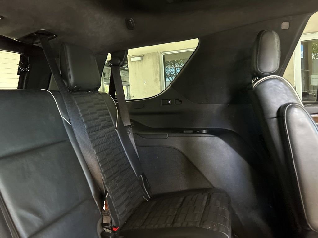 Used 2021 Cadillac Escalade Sport Platinum RWD image 39
