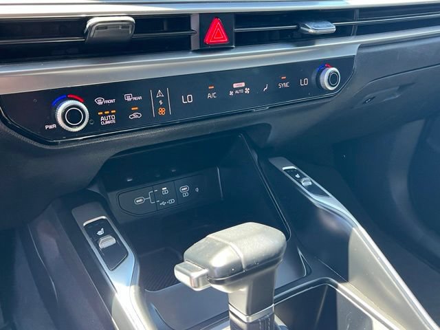 Certified 2024 Kia Sorento S FWD image 20