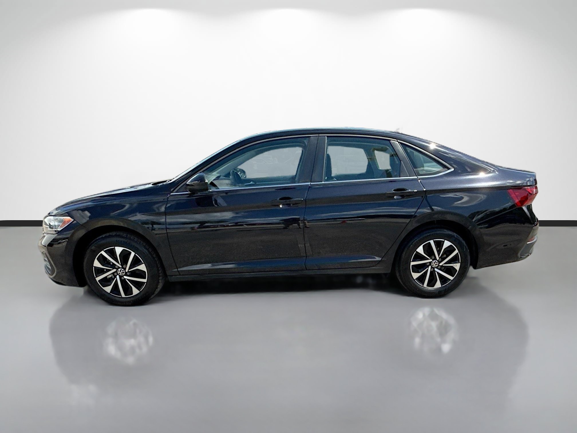 Used 2022 Volkswagen Jetta S FWD image 6