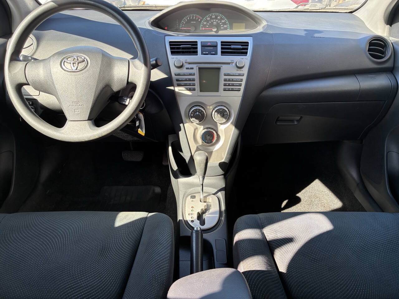 Used 2009 Toyota Yaris Sedan FWD image 16