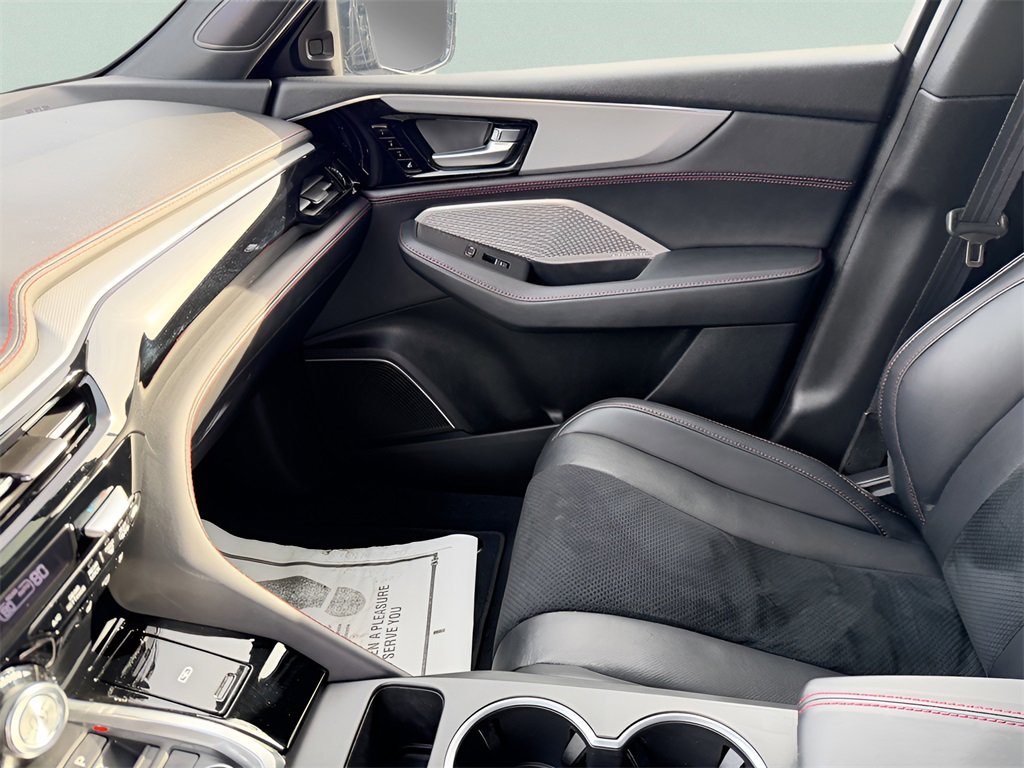 Used 2023 Acura MDX A-Spec image 29