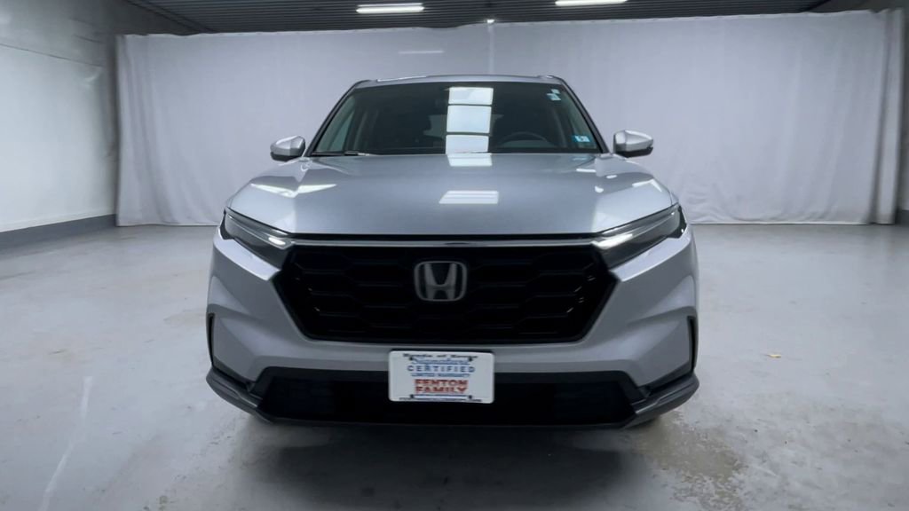 Used 2024 Honda CR-V EX image 3