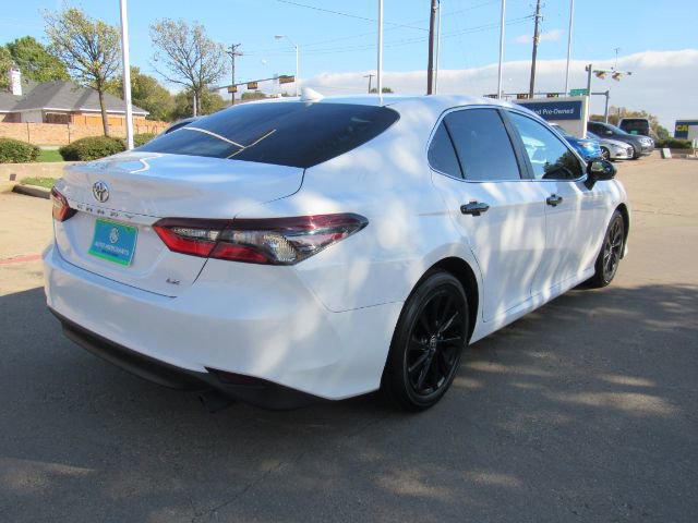 Used 2022 Toyota Camry LE image 8