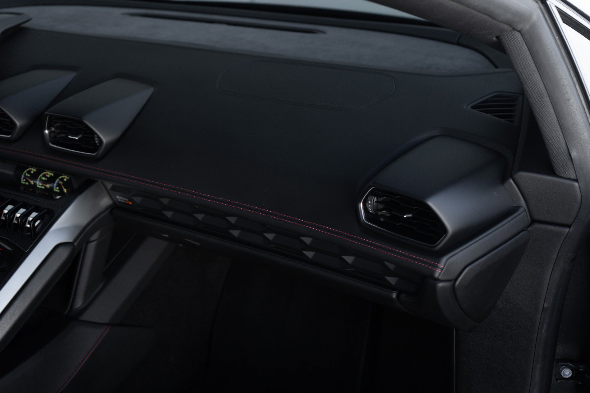 Used 2015 Lamborghini Huracan LP 610-4 image 22