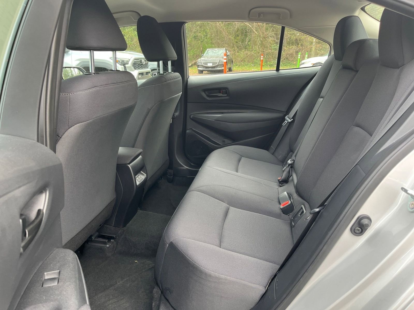 Used 2025 Toyota Corolla LE image 23