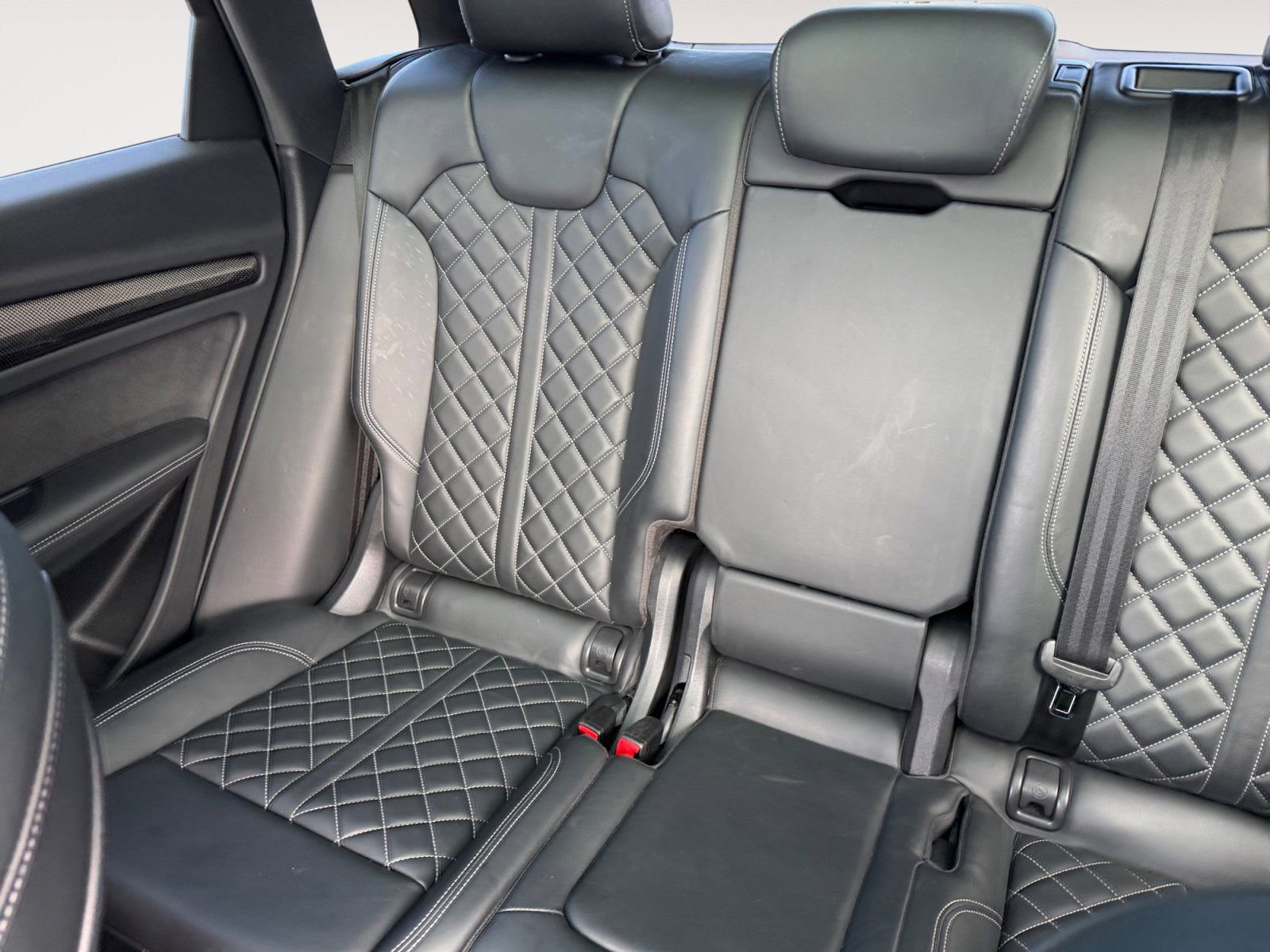 Used 2021 Audi SQ5 Prestige image 13