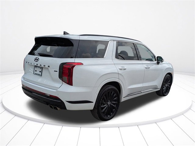 Used 2024 Hyundai Palisade Calligraphy image 4