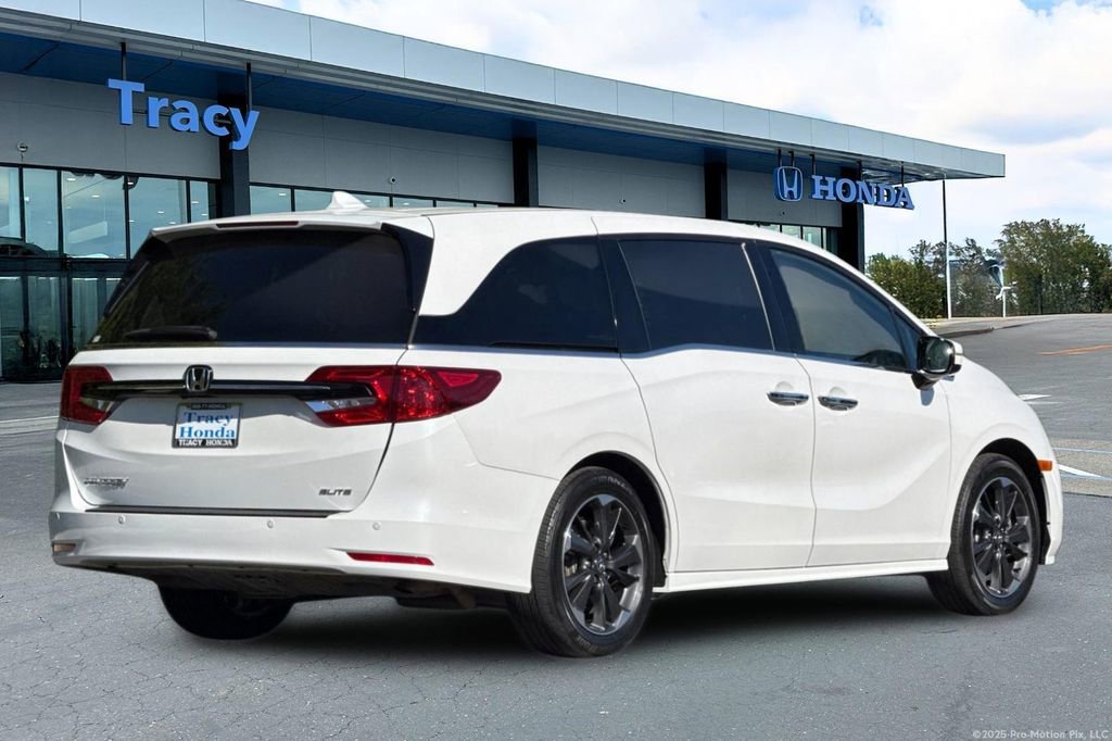 Certified 2024 Honda Odyssey Elite image 6