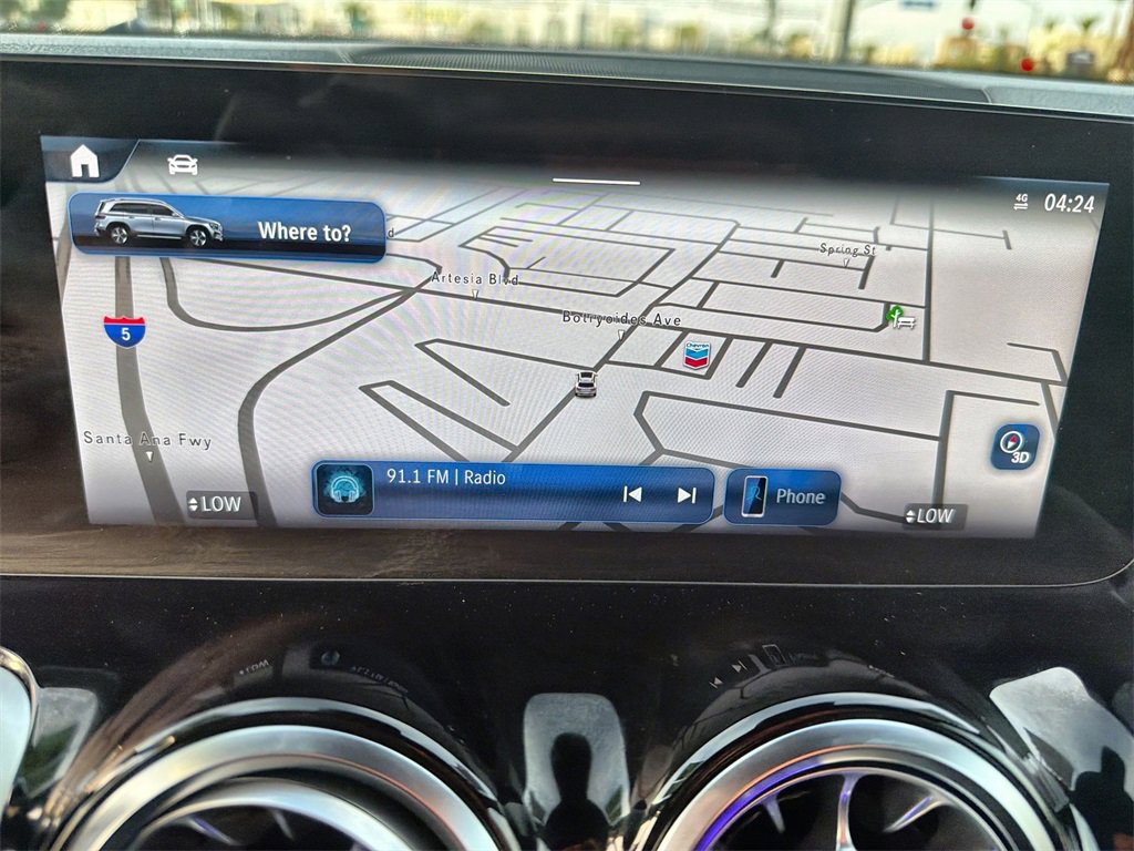 Used 2024 Mercedes-Benz GLB 250 4MATIC w/ Exclusive Package image 20